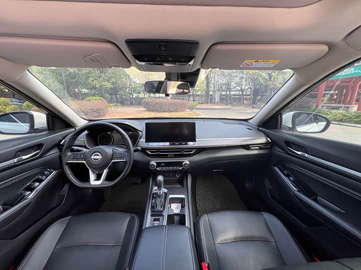 Фото 8 - Nissan Teana