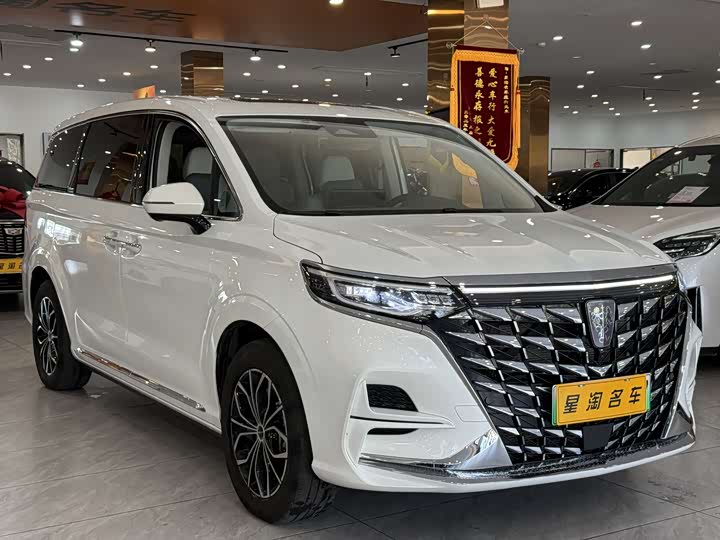 Фото 3 - Roewe iMax 8 EV