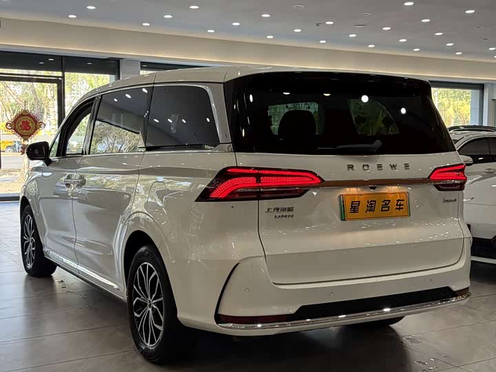 Фото 4 - Roewe iMax 8 EV