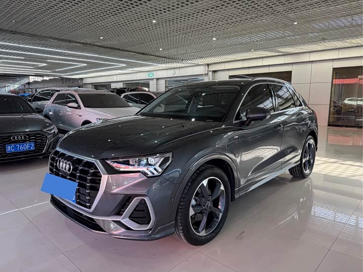 Фото 1 - Audi Q3