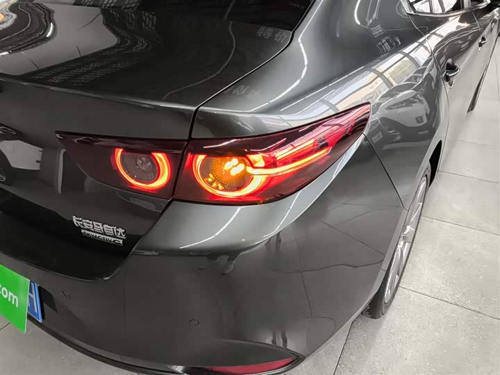 Фото 8 - Mazda 3 (Axela)