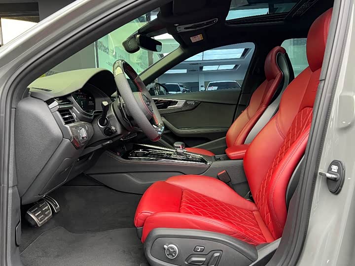 Фото 6 - Audi S4