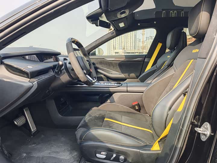 Фото 5 - Xiaomi SU7 Ultra