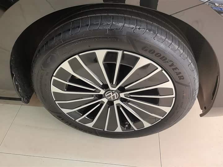 Фото 6 - Volkswagen Magotan