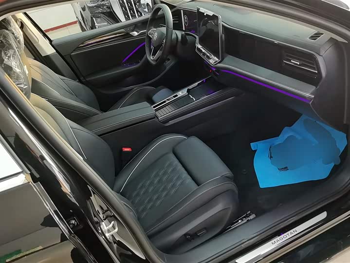 Фото 8 - Volkswagen Magotan