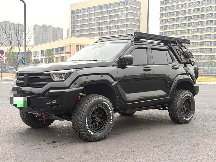 Фото 1 - Tank 400 Hybrid