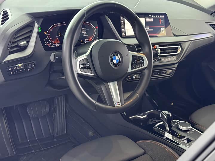 Фото 6 - BMW 2 Series