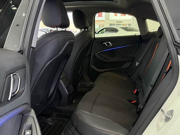 Фото 7 - BMW 2 Series