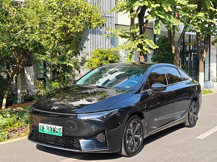 Фото 1 - XPeng P5