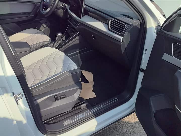 Фото 8 - Volkswagen Tayron