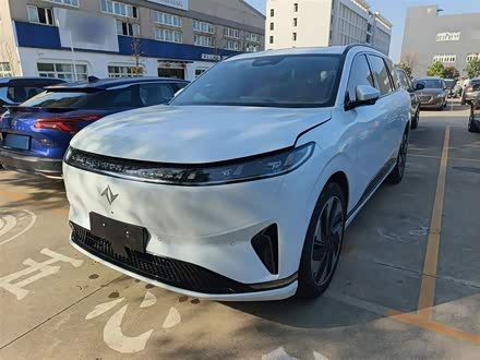 Фото 1 - Dongfeng Yipai eπ 008