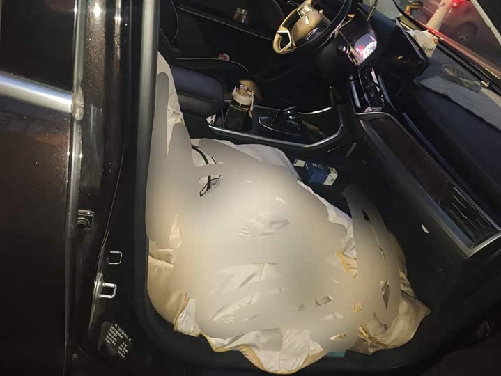 Фото 8 - Haval H6