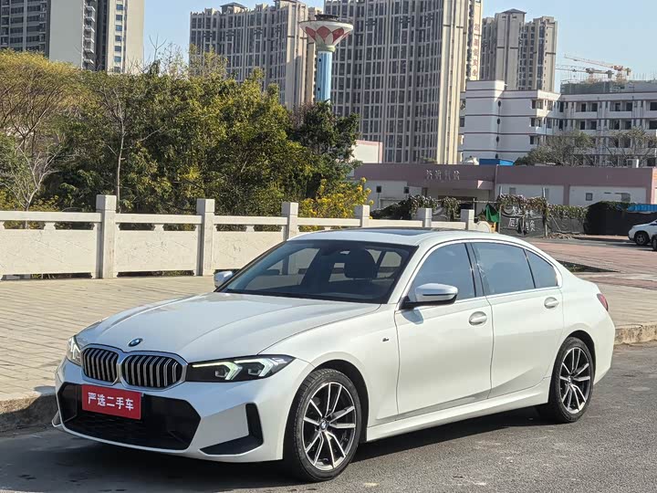 Фото 1 - BMW 3 Series