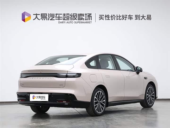 Фото 3 - Leapmotor B01