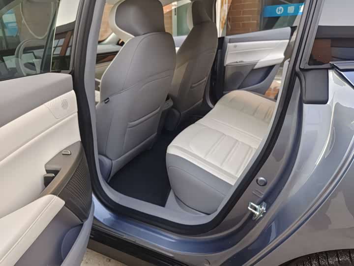 Фото 4 - Dongfeng Yipai eπ 007