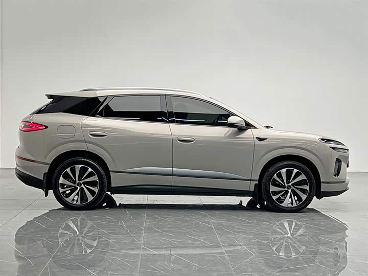 Фото 7 - BYD Sea Lion 06 Hybrid/EV