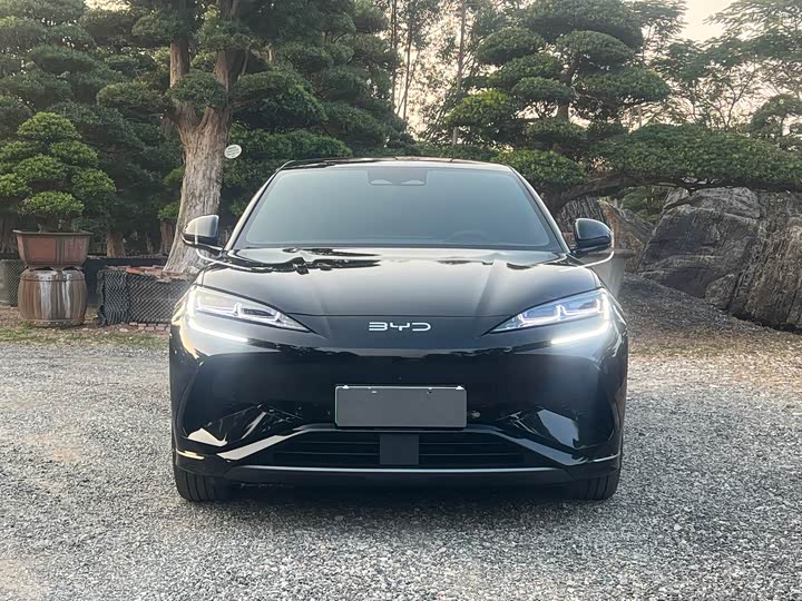 Фото 2 - BYD Sea Lion 07 EV