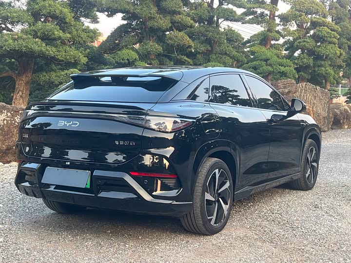 Фото 5 - BYD Sea Lion 07 EV