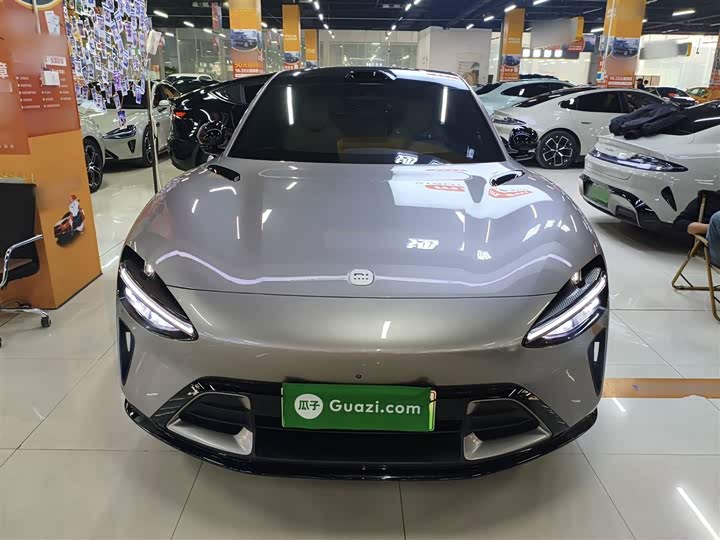 Фото 3 - Xiaomi YU7