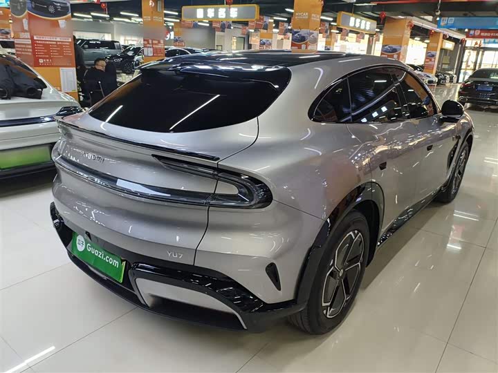 Фото 7 - Xiaomi YU7