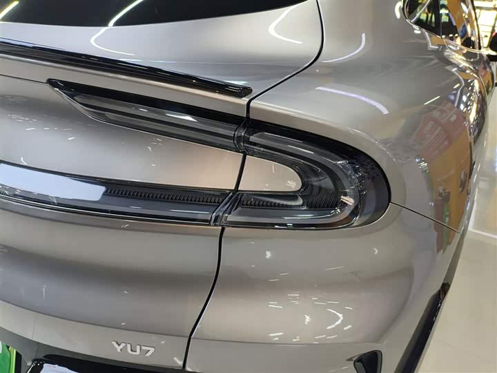 Фото 8 - Xiaomi YU7