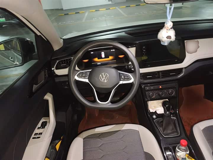 Фото 3 - Volkswagen Tharu