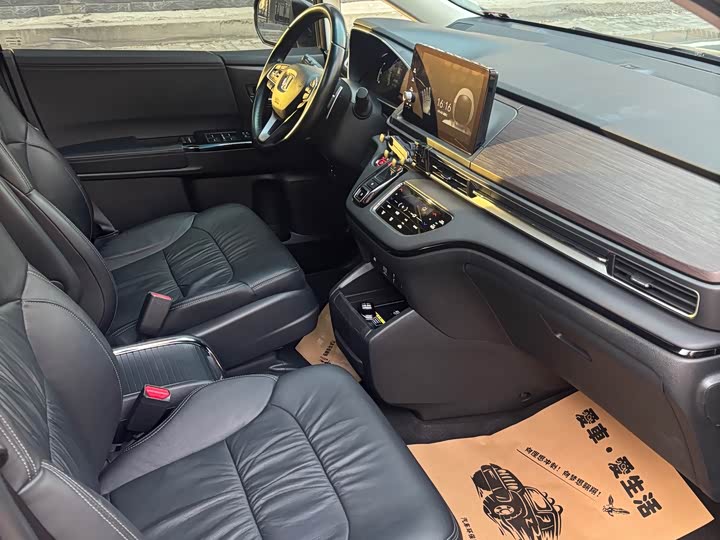 Фото 5 - Honda Odyssey