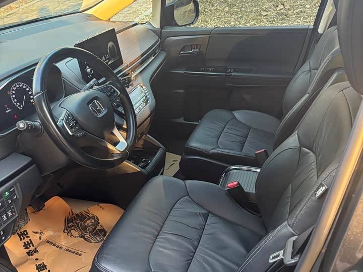 Фото 6 - Honda Odyssey