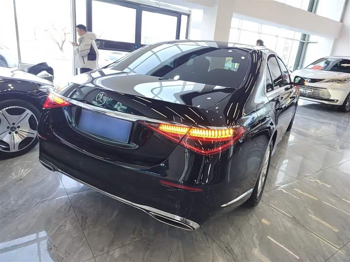 Фото 7 - Mercedes-Benz S-Class