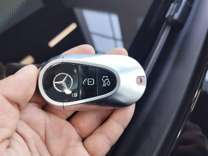 Фото 9 - Mercedes-Benz S-Class