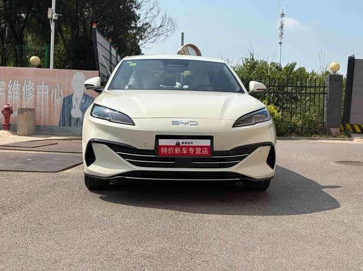 Фото 2 - BYD Seal 06 Hybrid/EV