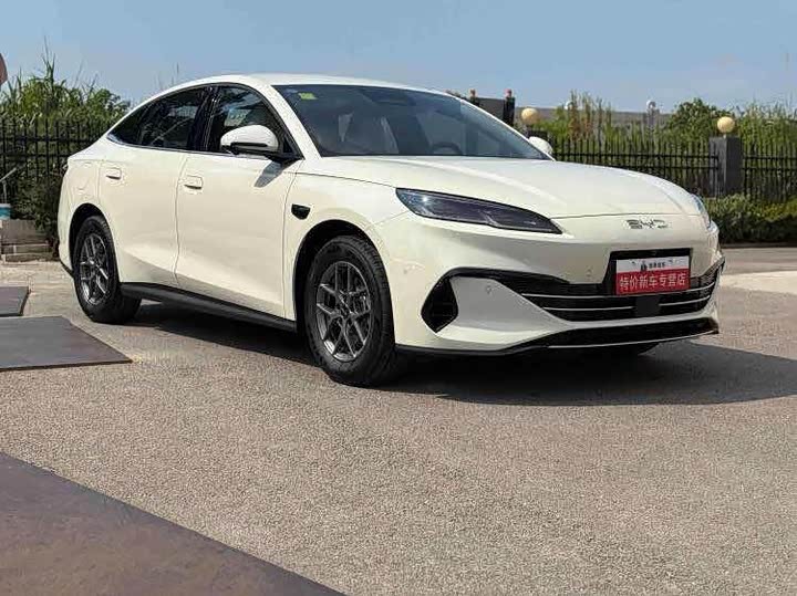 Фото 3 - BYD Seal 06 Hybrid/EV