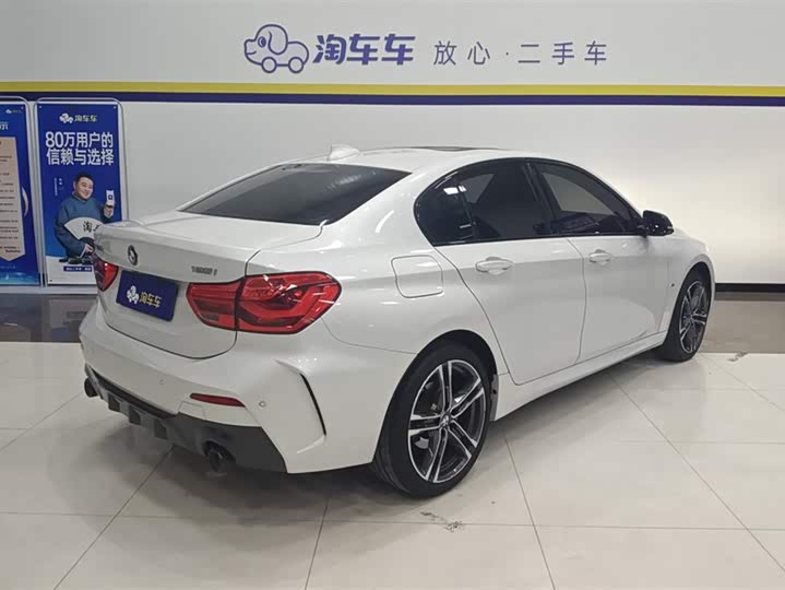 Фото 3 - BMW 1 Series