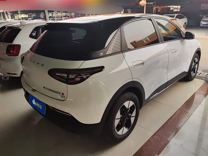 Фото 3 - Geely Galaxy Geome