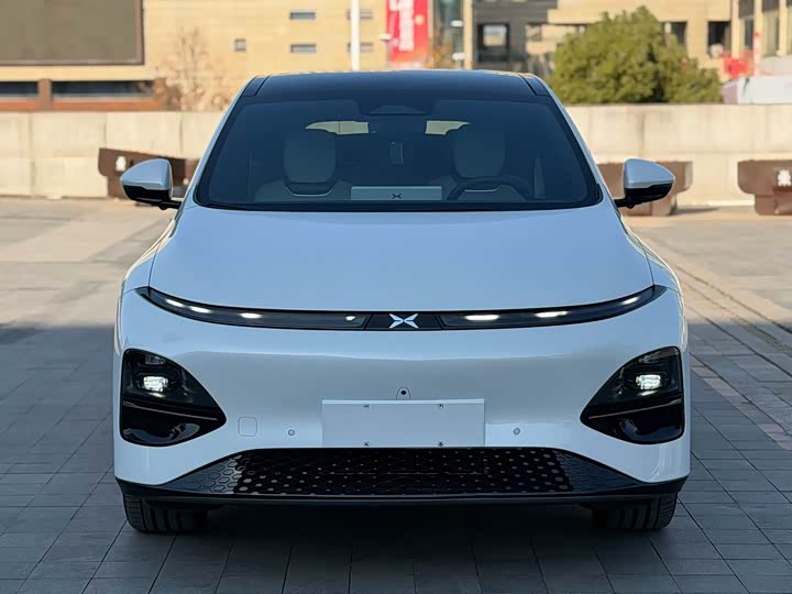 Фото 2 - XPeng G6