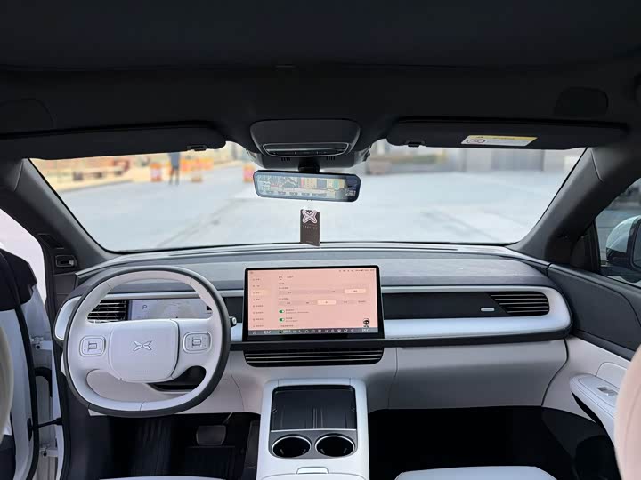 Фото 9 - XPeng G6