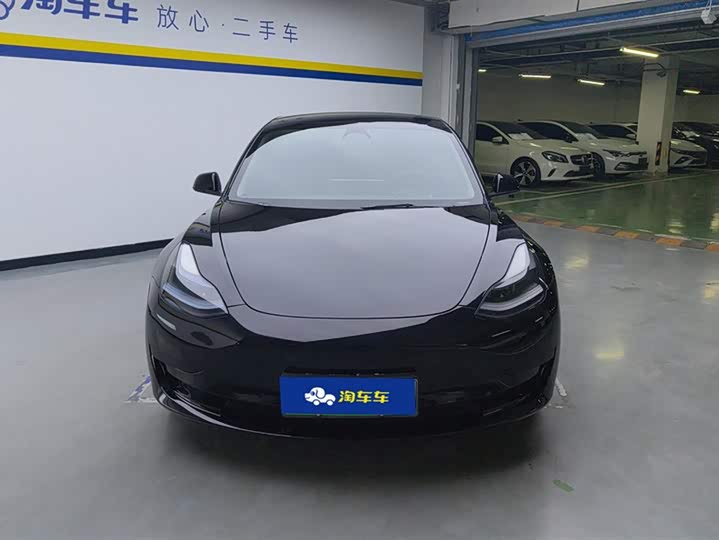 Фото 2 - Tesla Model 3