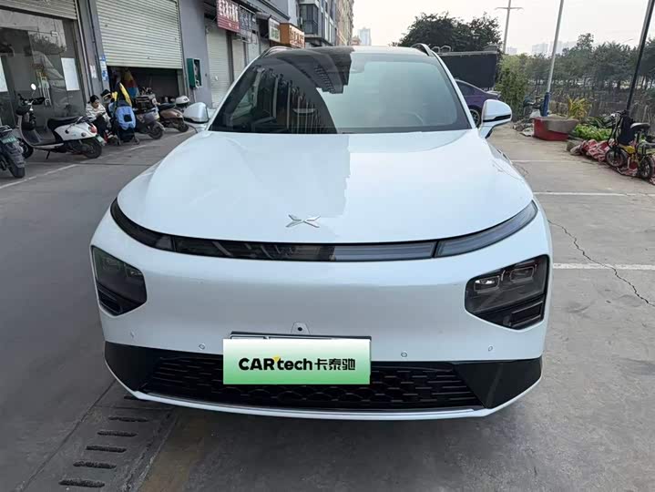 Фото 2 - XPeng G9