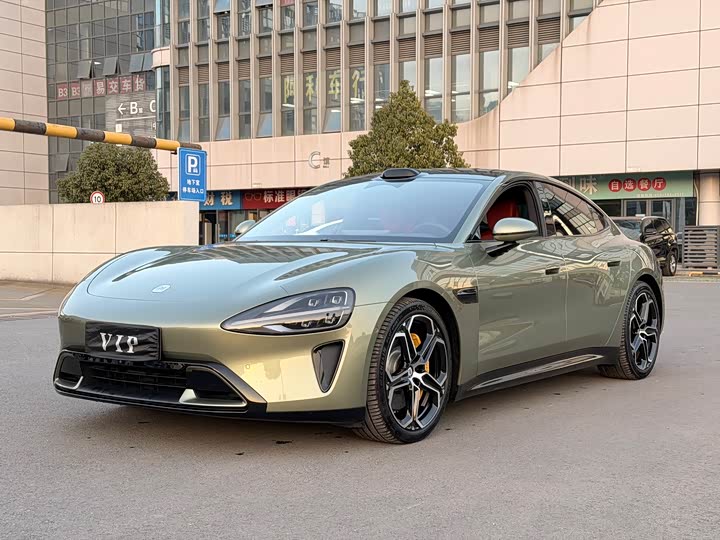 Фото 1 - Xiaomi SU7