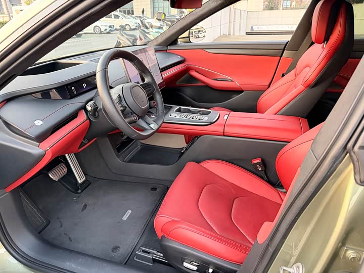 Фото 7 - Xiaomi SU7