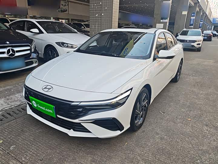 Фото 2 - Hyundai Elantra N line