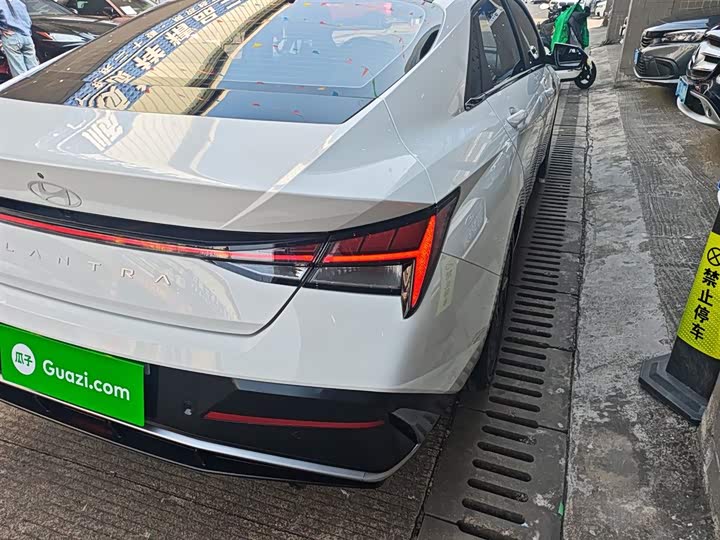 Фото 8 - Hyundai Elantra N line