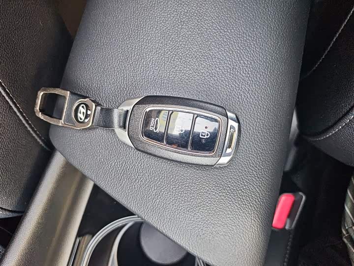 Фото 9 - Hyundai Elantra N line