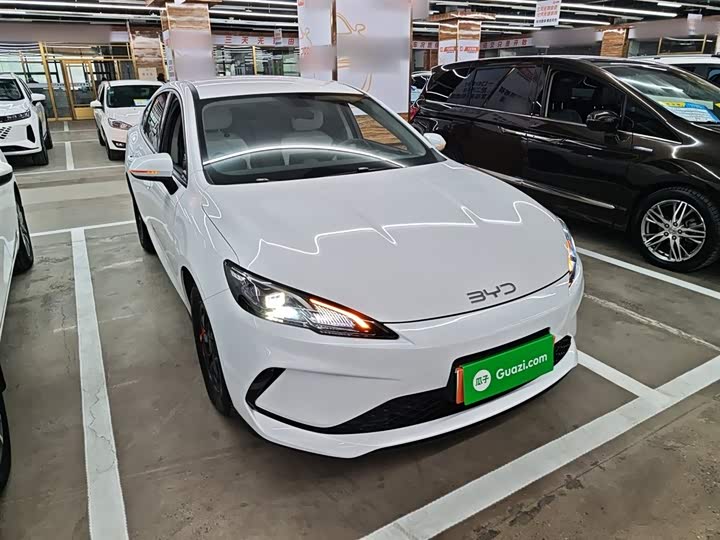 Фото 4 - BYD Seal 05 DM-i Hybrid