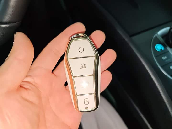 Фото 9 - BYD Seal 05 DM-i Hybrid