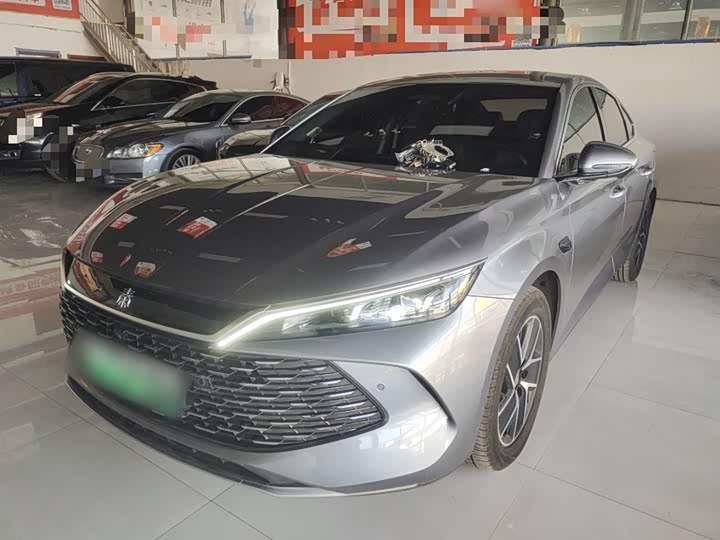 Фото 1 - BYD Qin L