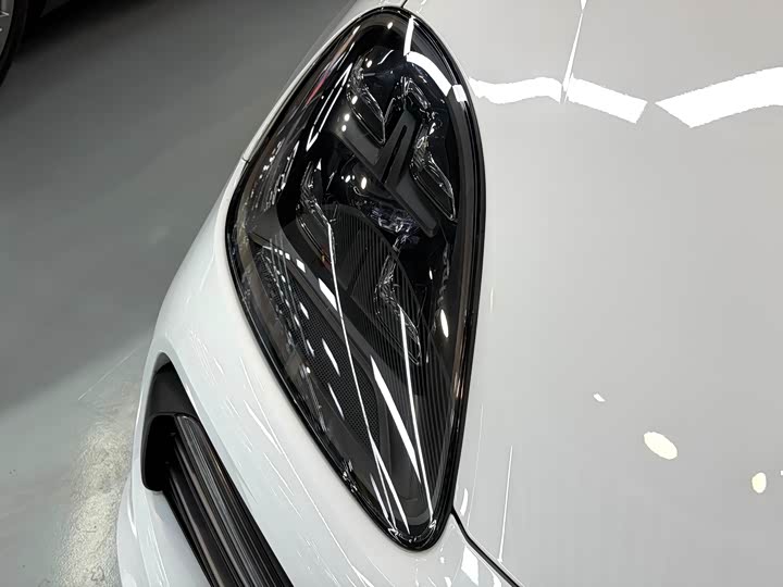 Фото 8 - Porsche Cayenne