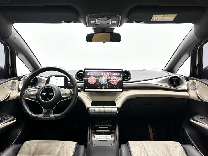 Фото 9 - BYD Dolphin