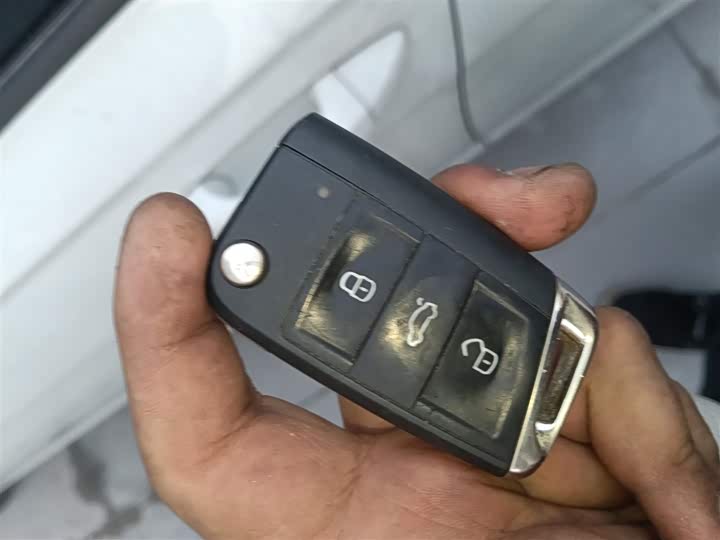 Фото 9 - Volkswagen Lavida