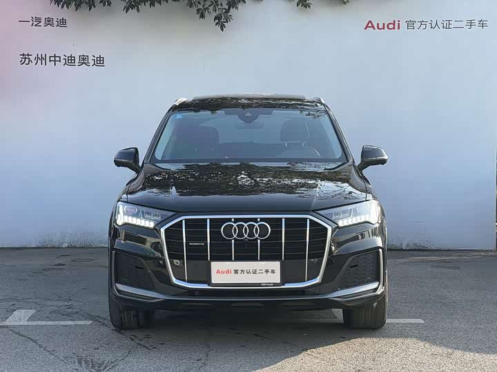 Фото 2 - Audi Q7